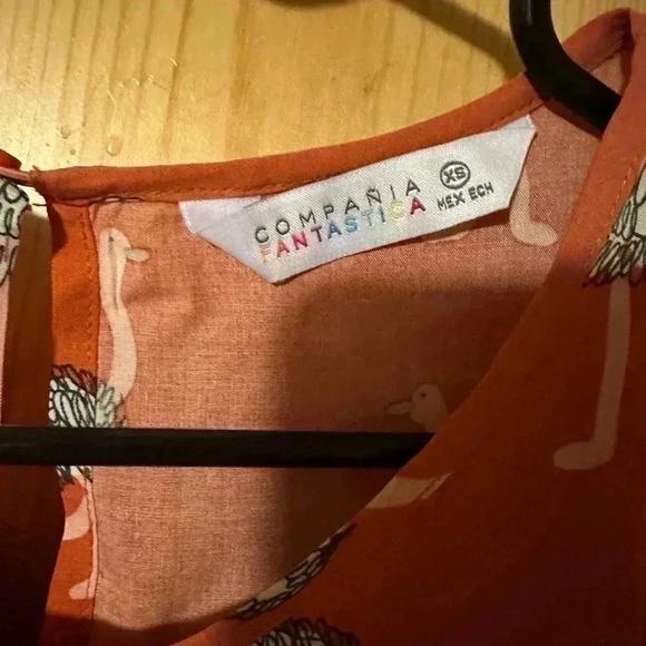 Girls flamingo decorated blouse size XS - Picture 6 of 6